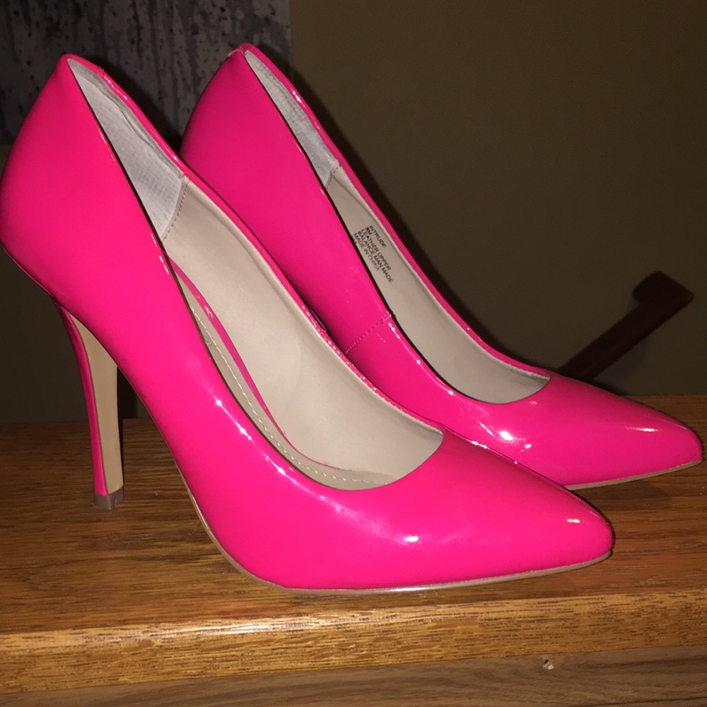 Steve Madden Pink Pumps